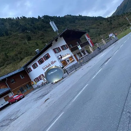 ZirmbachAlm Gasthof Stams